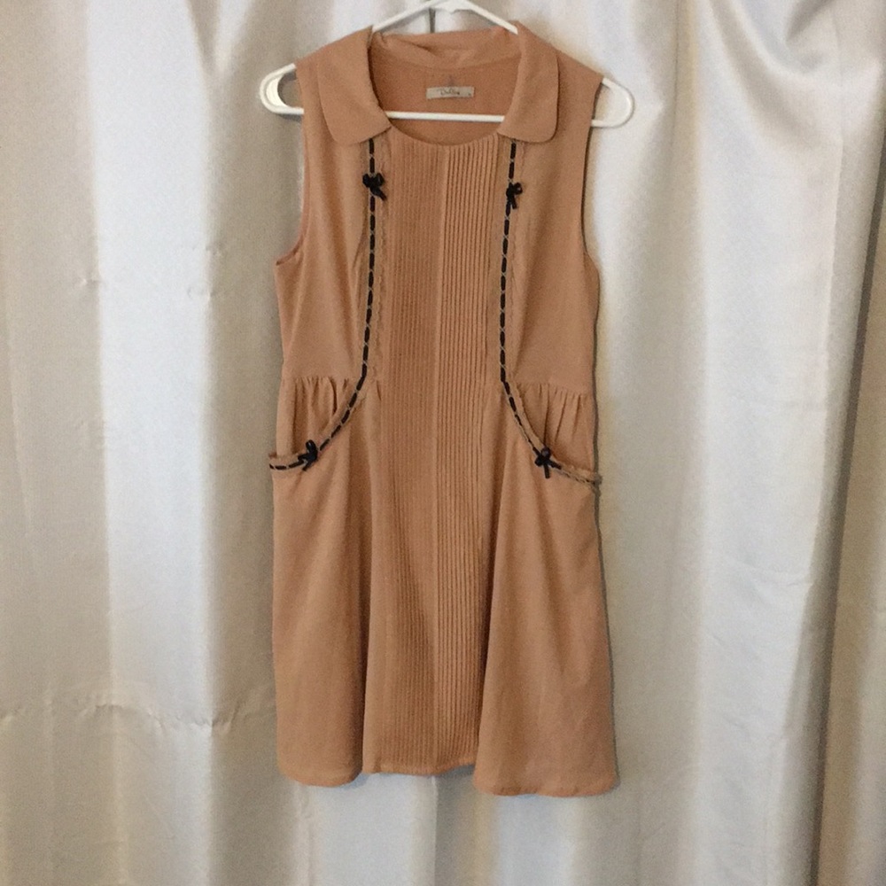 Tan & Black Dress (with pockets!)